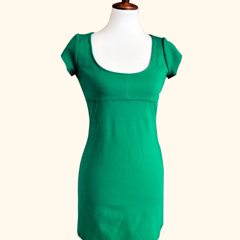 Diane von  Furstenberg Green Dress - 6